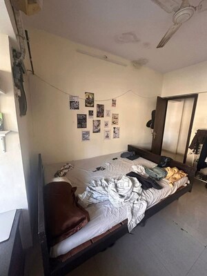 Bedroom in 1.5 BHK Apartment at Royal Classic Co Op Society, Andheri West – for Rent