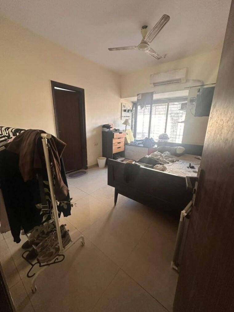Living Room, royal-classic-co-op-society 1.5 Bedroom 550 Sq.Ft. Apartment In Andheri West Mumbai 10088360