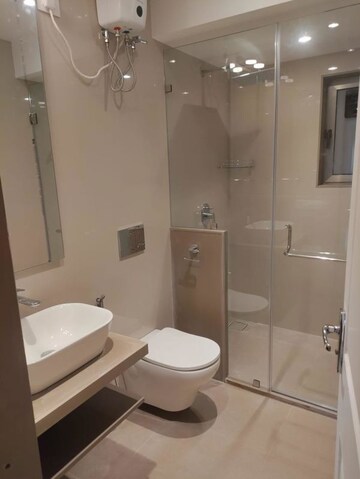 Bathroom in 3 BHK Apartment at Venus Apartments Cuffe Parade, Cuffe Parade – for Sale