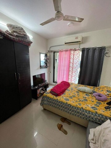 Bedroom in 3 BHK Apartment at Lashkaria Green Height, Jogeshwari West – for Rent