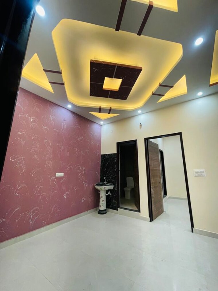 Room, chandrabani 3 Bedroom 80 Sq.Yd. Independent House In Chandrabani Dehradun 10088371