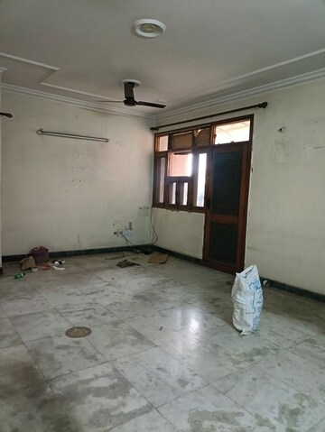 3 BHK Apartment For Sale in Abhiyanta Apartment, Vasundhara Enclave