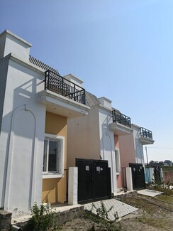 3 BHK + Extra Room Independent House For Sale in Chandrabani