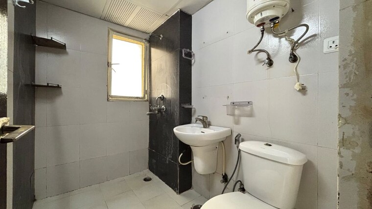 Bathroom, aditya-world-city-residences 3 Bedroom 1750 Sq.Ft. Builder Floor In Shahpur Bamheta Ghaziabad 10088386