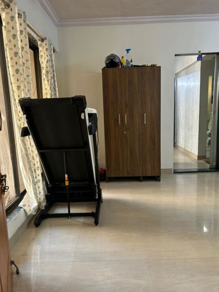 Gym, empire-tower 1 Bedroom 550 Sq.Ft. Apartment In Andheri West Mumbai 10088394