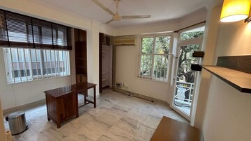Room in 3 BHK Builder Floor at Vasant Vihar – for Rent