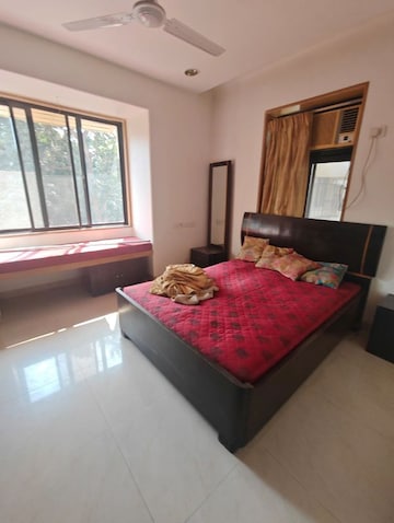 Bedroom in 3 BHK Apartment at Juhu Scheme, Juhu – for Rent