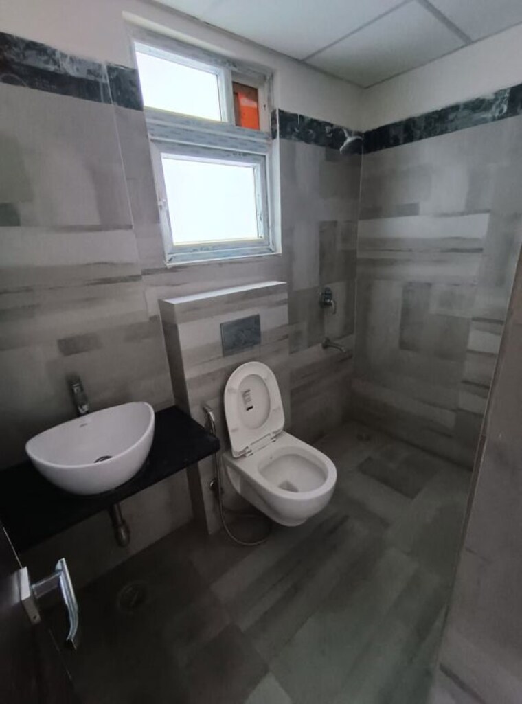 Bathroom, arsha-sumangalam-vrindavan-yojana 2 Bedroom 949 Sq.Ft. Apartment In Vrindavan Yojna Lucknow 10088445