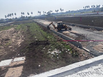  Plot – Exterior View View at Nalluri N Cosmos City, Guntur - for Sale