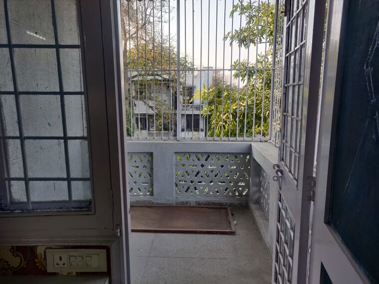 Balcony, rwa-apartments-sector-47 2 Bedroom 900 Sq.Ft. Builder Floor In Sector 47 Noida 10088470