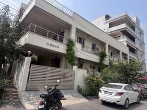 6+ BHK Independent House For Sale in Tadepalli