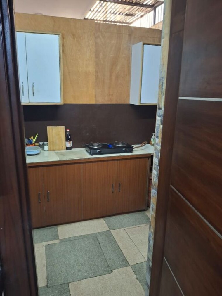 Kitchen, rwa-apartments-sector-41 3 Bedroom 130 Sq.Mt. Builder Floor In Sector 41 Noida 10088510