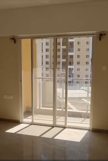 Room in 2 BHK Apartment at VTP Solitaire, Baner – for Rent