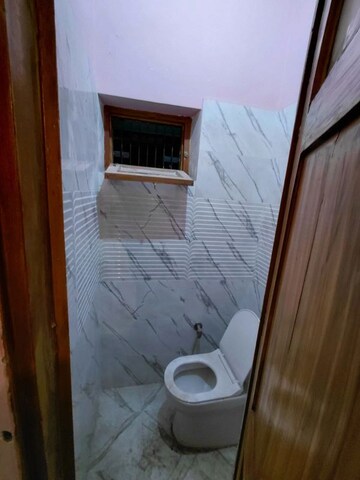 1 BHK Independent House For Rent in Yamuna Colony