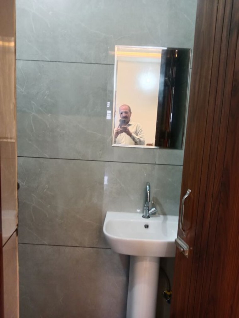 Bathroom, huda 2.5 Bedroom 1795 Sq.Ft. Builder Floor In Huda Panipat 10088560