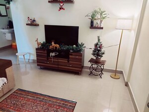 Room in 2.5 BHK Apartment at Hi Tech City – for Rent