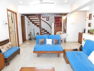 4 BHK Apartment For Sale in Om Castle, Juhu