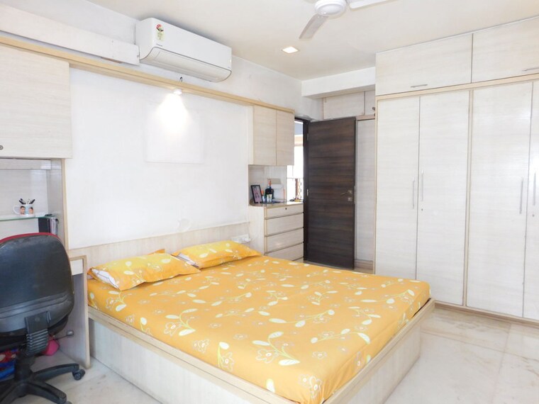 Bedroom, om-castle 4 Bedroom 1310 Sq.Ft. Apartment In Juhu Mumbai 10088606