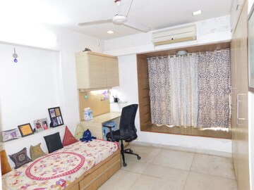 Bedroom in 4 BHK Apartment at Om Castle, Juhu – for Sale