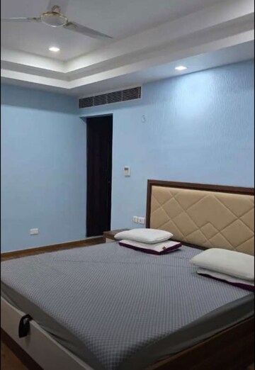 Bathroom in 3 BHK Apartment at MI Rustle Court, Gomti Nagar – for Rent
