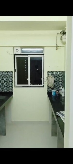 Furnished Amenities in 1 BHK Apartment at Lodha Amara, Kolshet Road – for Rent