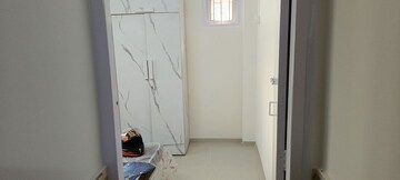 Bathroom in 1 BHK Apartment at Andheri West – for Rent