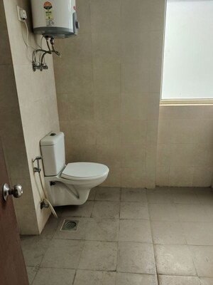 Bathroom in 2.5 BHK Apartment at Indiabulls Centrum Park, Sector 103 – for Sale
