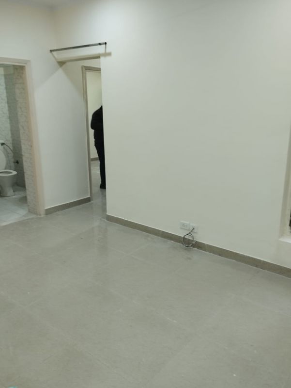 2 BHK Apartment For Rent in Mahagun Mywoods