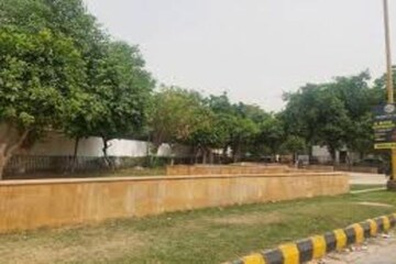  Plot For Sale in New Friends Colony