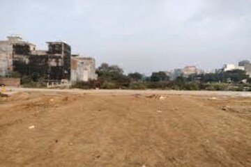  Plot For Sale in Green Park