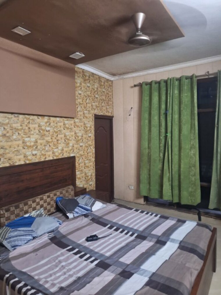 Bedroom, aditya-palm-court 4 Bedroom 2500 Sq.Ft. Apartment In Vip Road Zirakpur 10088728