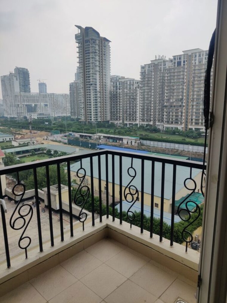 Balcony, emaar-emerald-estate 3 Bedroom 1310 Sq.Ft. Apartment In Sector 65 Gurgaon 10088736