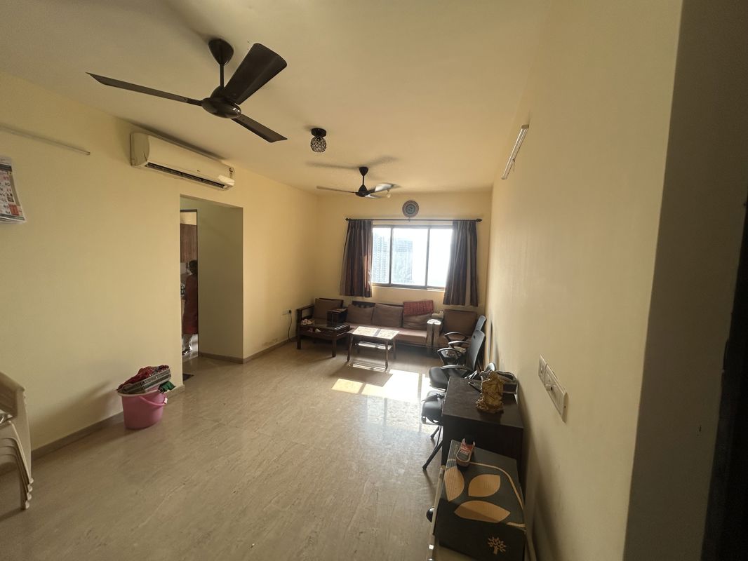 2 BHK + Store Room Apartment For Sale in Lodha Splendora