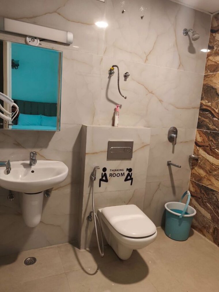 Bathroom, gomti nagar 2 Bedroom 1200 Sq.Ft. Builder Floor In Gomti Nagar Lucknow 10088755