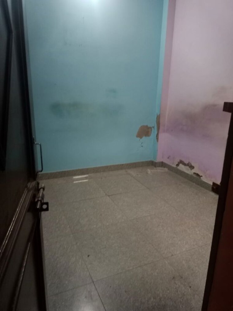 Room, burari 4 Bedroom 450 Sq.Ft. Independent House In Burari Delhi 10088764