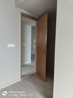 3.5 BHK + Servant Room Apartment For Sale in M3M Heights