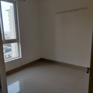 Room in 3 BHK Apartment at Emaar Emerald Plaza, Sector 65 – for Sale