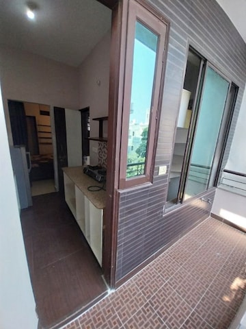 Kitchen in 1 BHK Independent House at DLF City Phase V, Dlf Phase V – for Rent