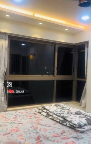 Bedroom in 2 BHK Apartment at Kalpataru Paramount, Kapur Bawdi – for Rent