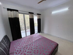 Bedroom in 4 BHK Builder Floor at Dlf Phase iv – for Rent