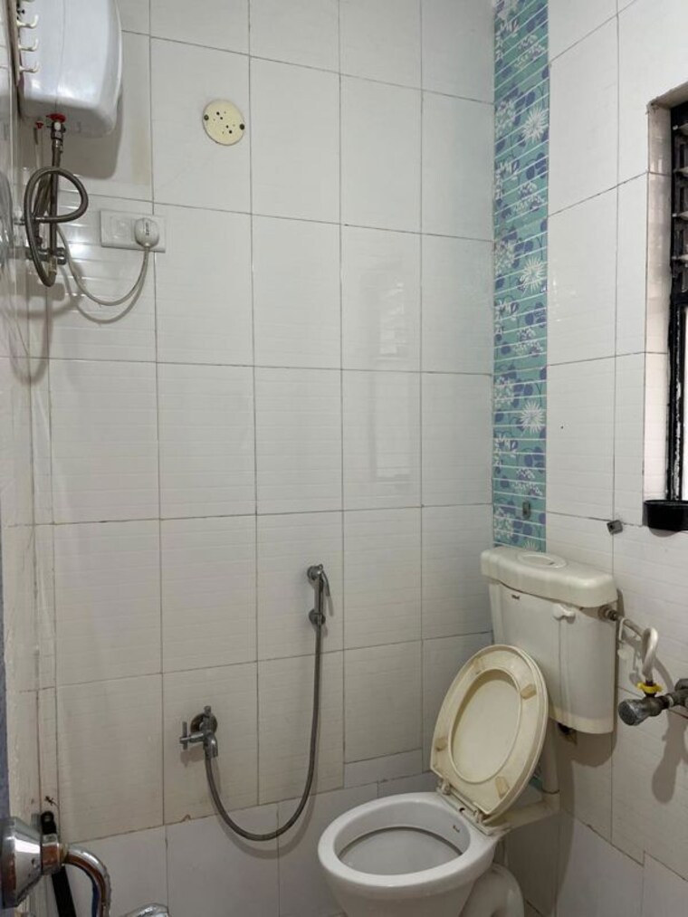Bathroom, simran-corner 2 Bedroom 1000 Sq.Ft. Apartment In Pimple Saudagar Pune 10088837