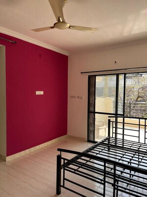 Room in 2 BHK Apartment at Simran Corner, Pimple Saudagar – for Rent