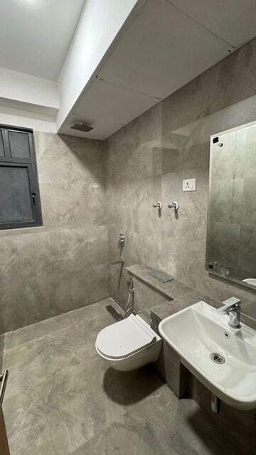 Bathroom in 3.5 BHK Apartment at M3M Heights, Sector 65 – for Sale