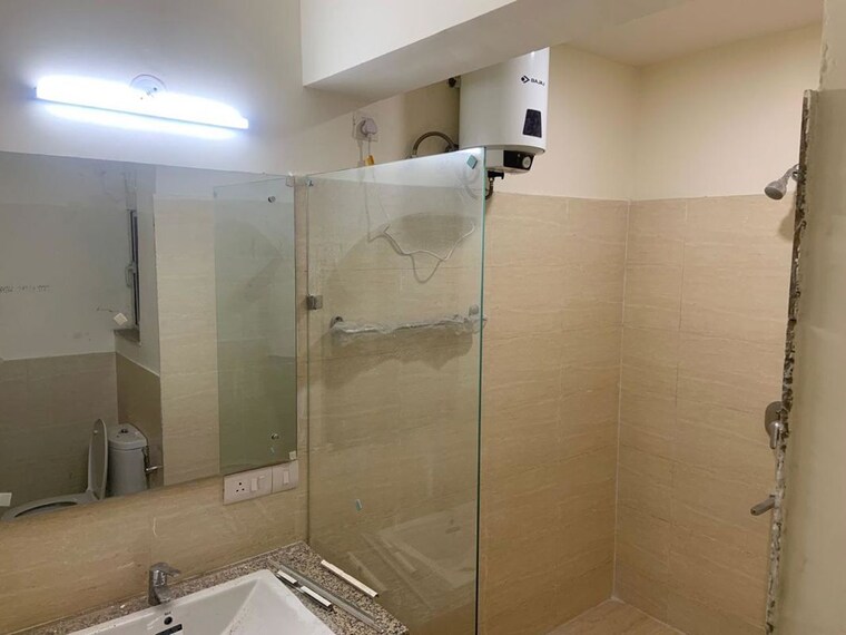 Bathroom, dlf-express-greens 3.5 Bedroom 1845 Sq.Ft. Apartment In Manesar Sector 1a Gurgaon 10088874