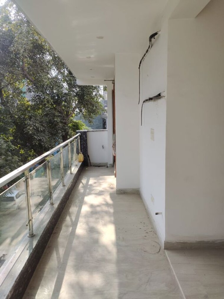 Balcony, dlf-express-greens 3.5 Bedroom 1845 Sq.Ft. Apartment In Manesar Sector 1a Gurgaon 10088874