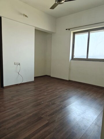 2.5 BHK Apartment For Rent in Ghodbunder Road