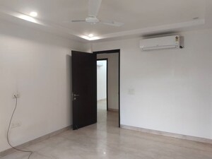 Room in 6+ BHK Independent House at East Of Kailash – for Sale