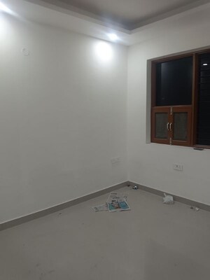 Room in 2 BHK Apartment at Signature Global The Millennia, Sector 37d – for Sale