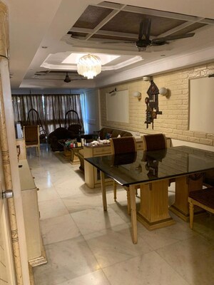 Living Room in 2 BHK Apartment at Bandra West – for Rent