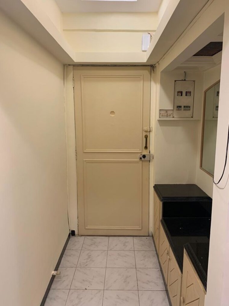 undefined, bandra west 2 Bedroom 700 Sq.Ft. Apartment In Bandra West Mumbai 10083431